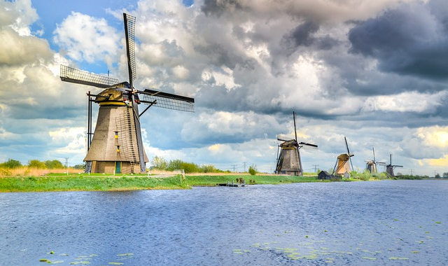 Wisata Desa Kinderdijk Belanda Yang Menakjubkan